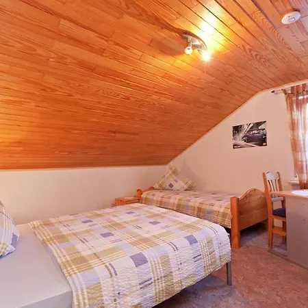 Appartement Am Waldesrand I *